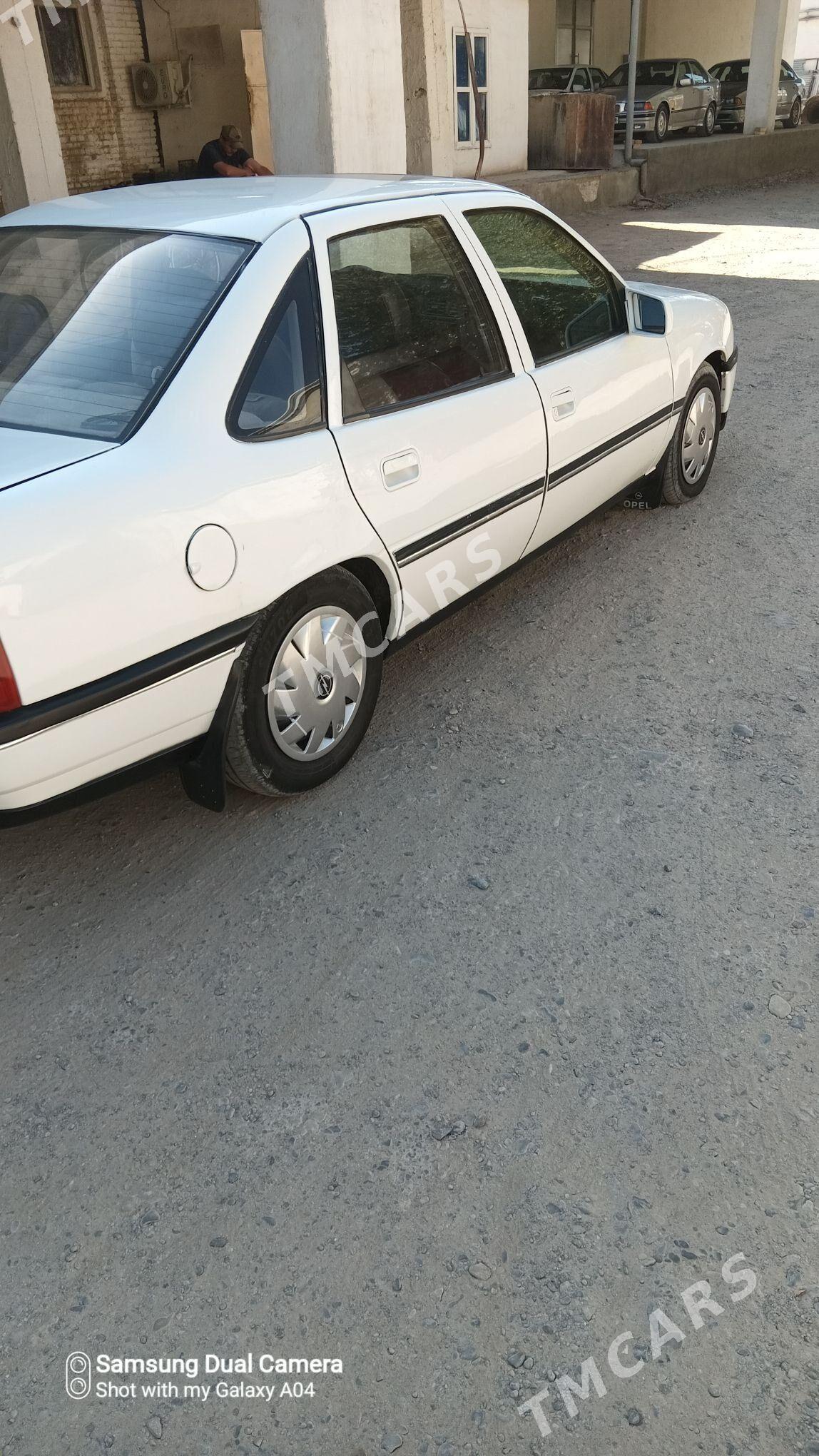 Opel Vectra 1991 - 26 000 TMT - Мары - img 3