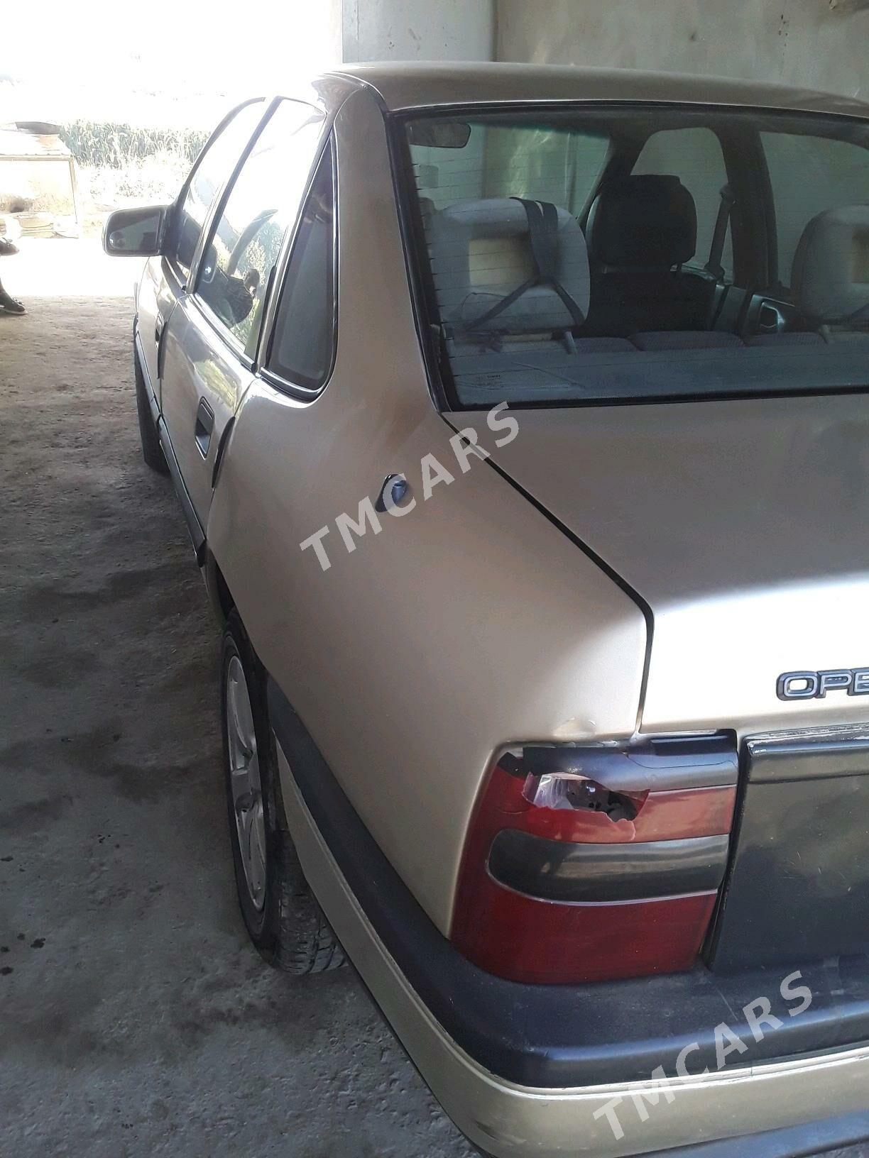 Opel Vectra 1992 - 36 000 TMT - Şabat etr. - img 3