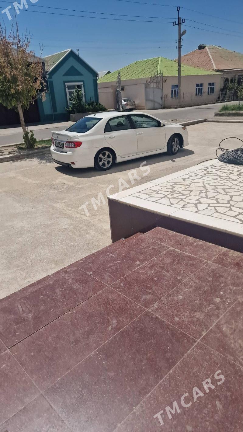 Toyota Corolla 2013 - 210 000 TMT - Aşgabat - img 2