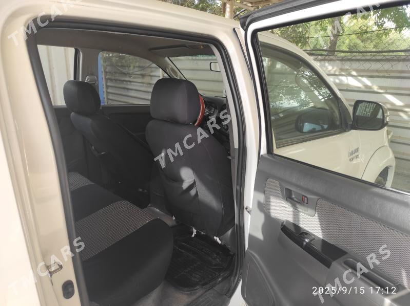 Toyota Hilux 2014 - 365 000 TMT - Ашхабад - img 6