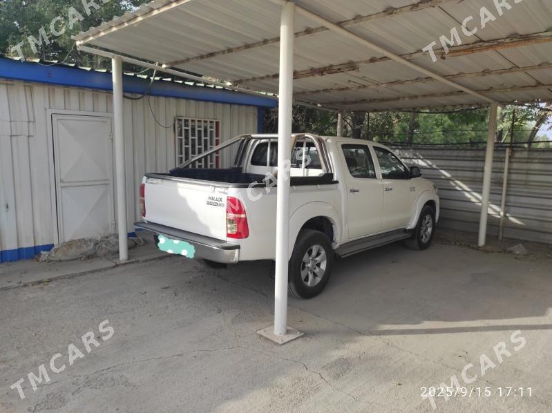 Toyota Hilux 2014 - 365 000 TMT - Ашхабад - img 3