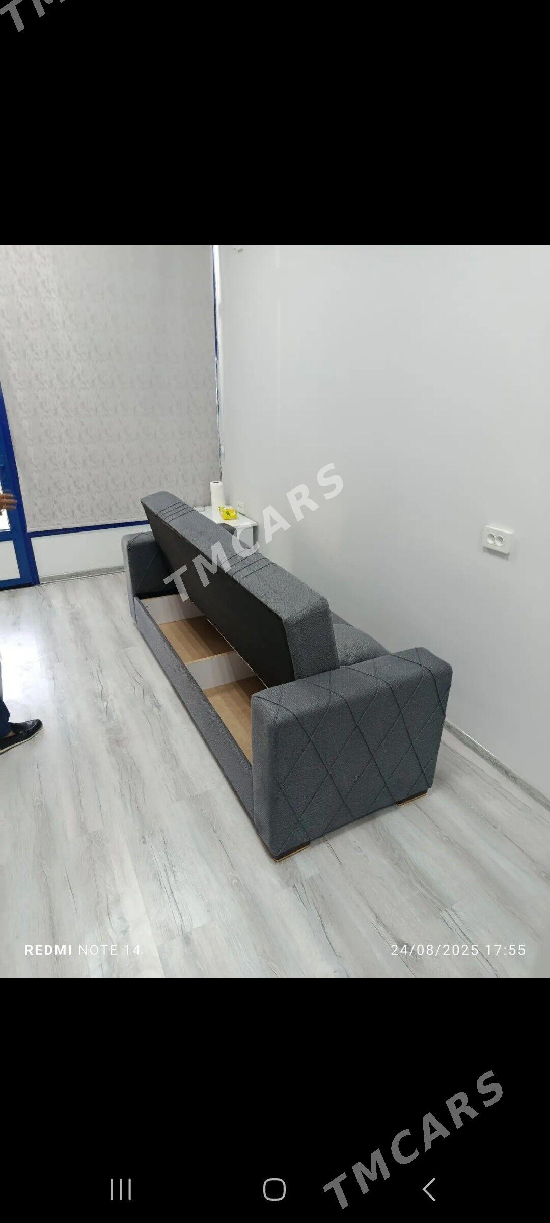 Diwan Kiniska - Türkmenbaşy - img 2
