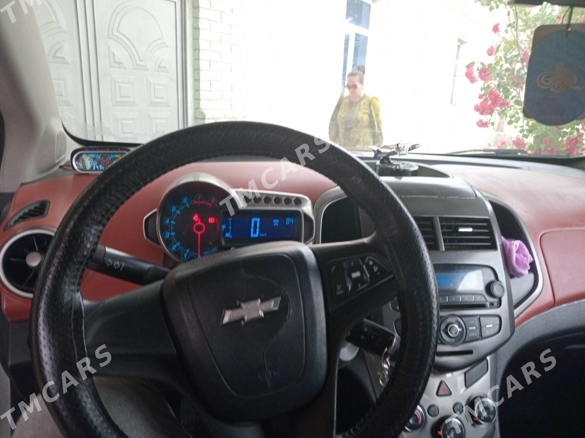 Chevrolet Aveo 2011 - 95 000 TMT - Шабатский этрап - img 3