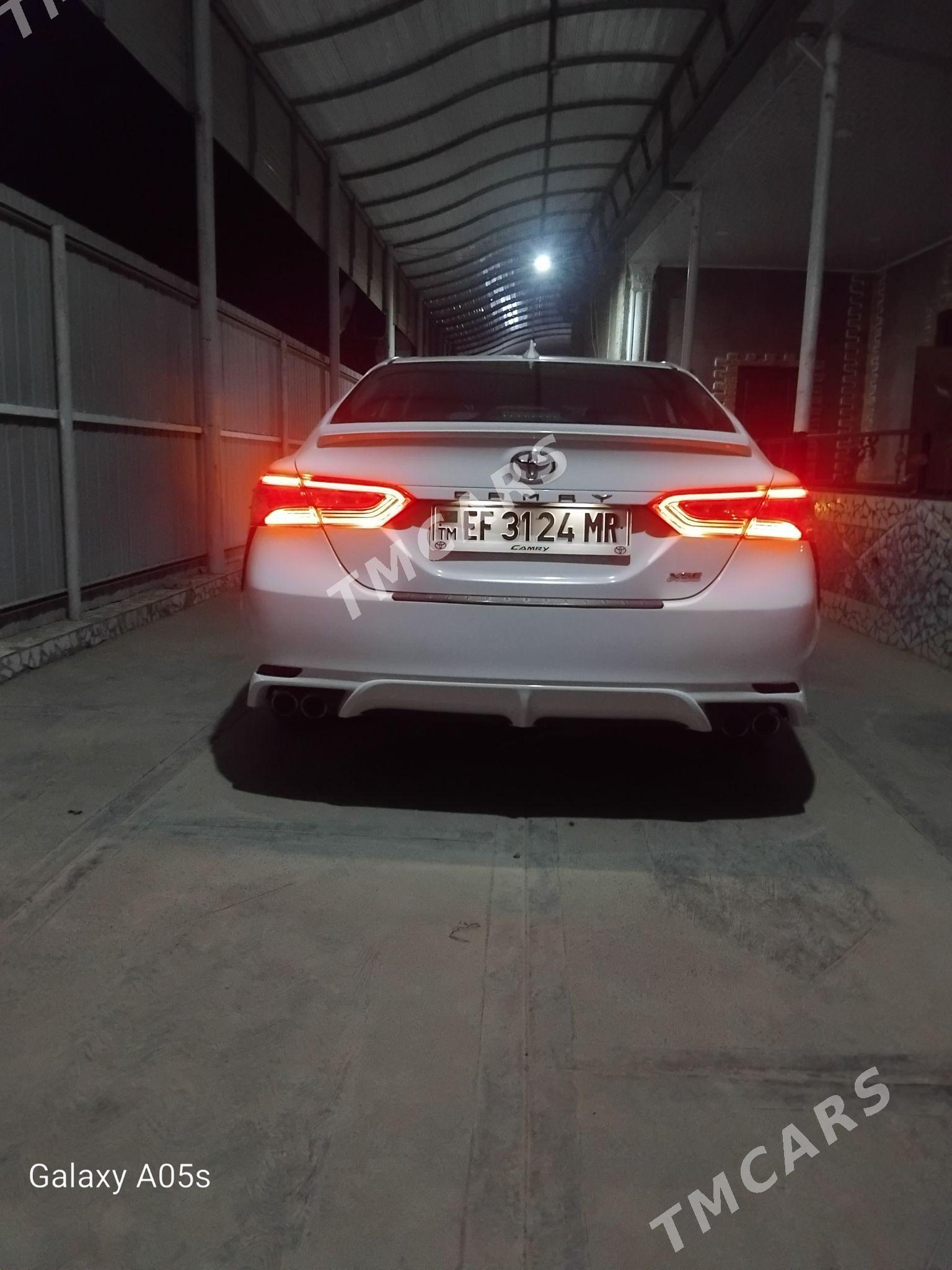Toyota Camry 2020 - 325 000 TMT - Мургап - img 3