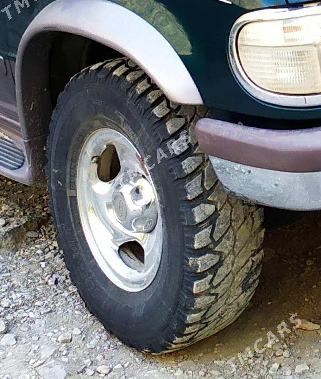 Ford Explorer 1996 - 22 000 TMT - Кака - img 3