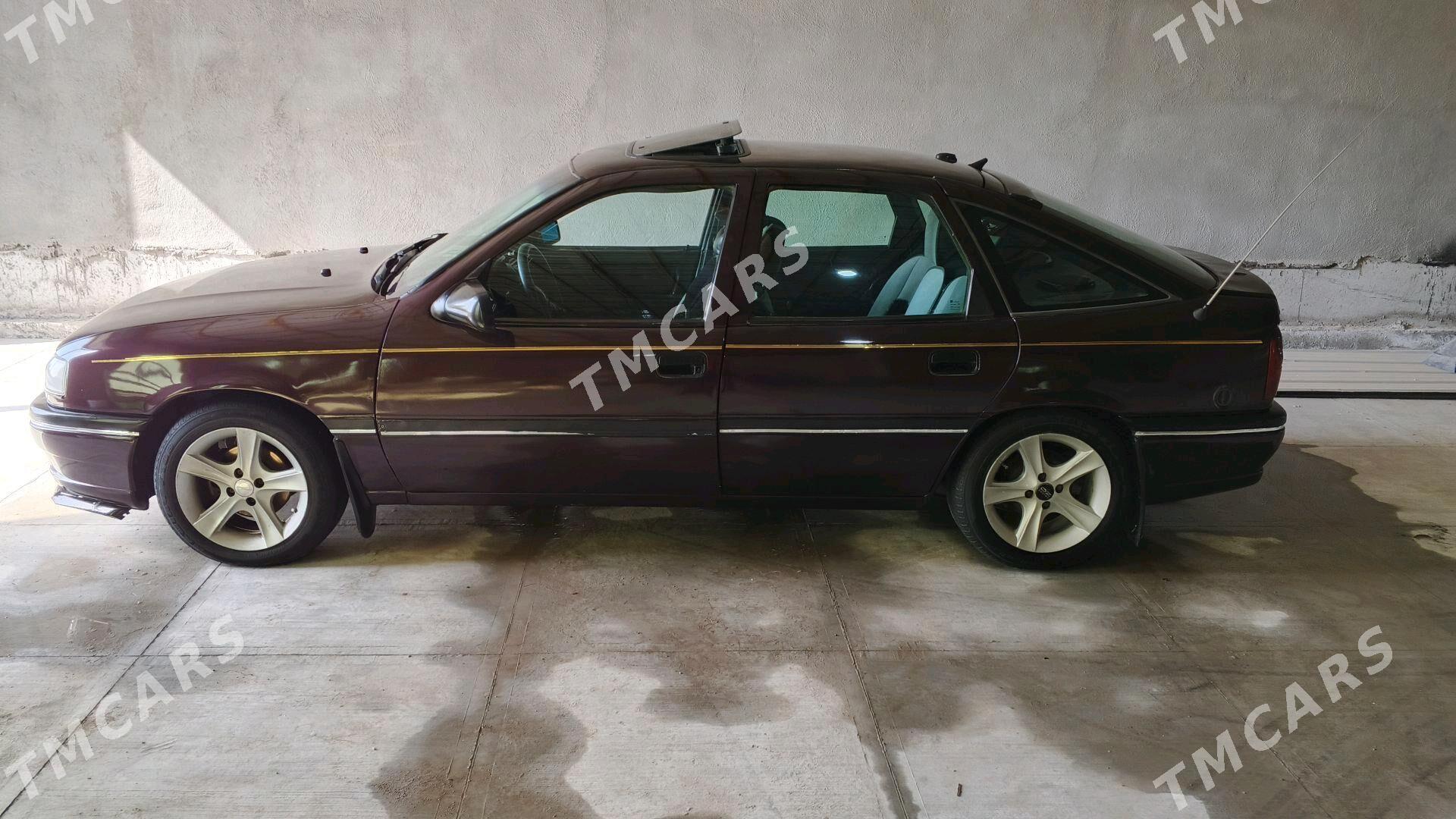 Opel Vectra 1993 - 40 000 TMT - Фарап - img 2