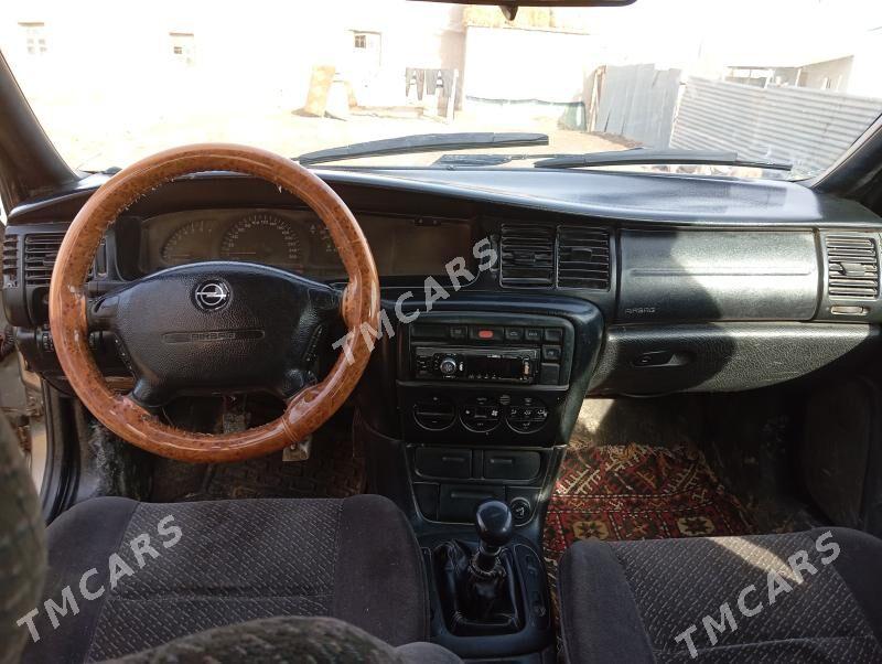 Opel Vectra 1997 - 30 000 TMT - Кёнеургенч - img 4