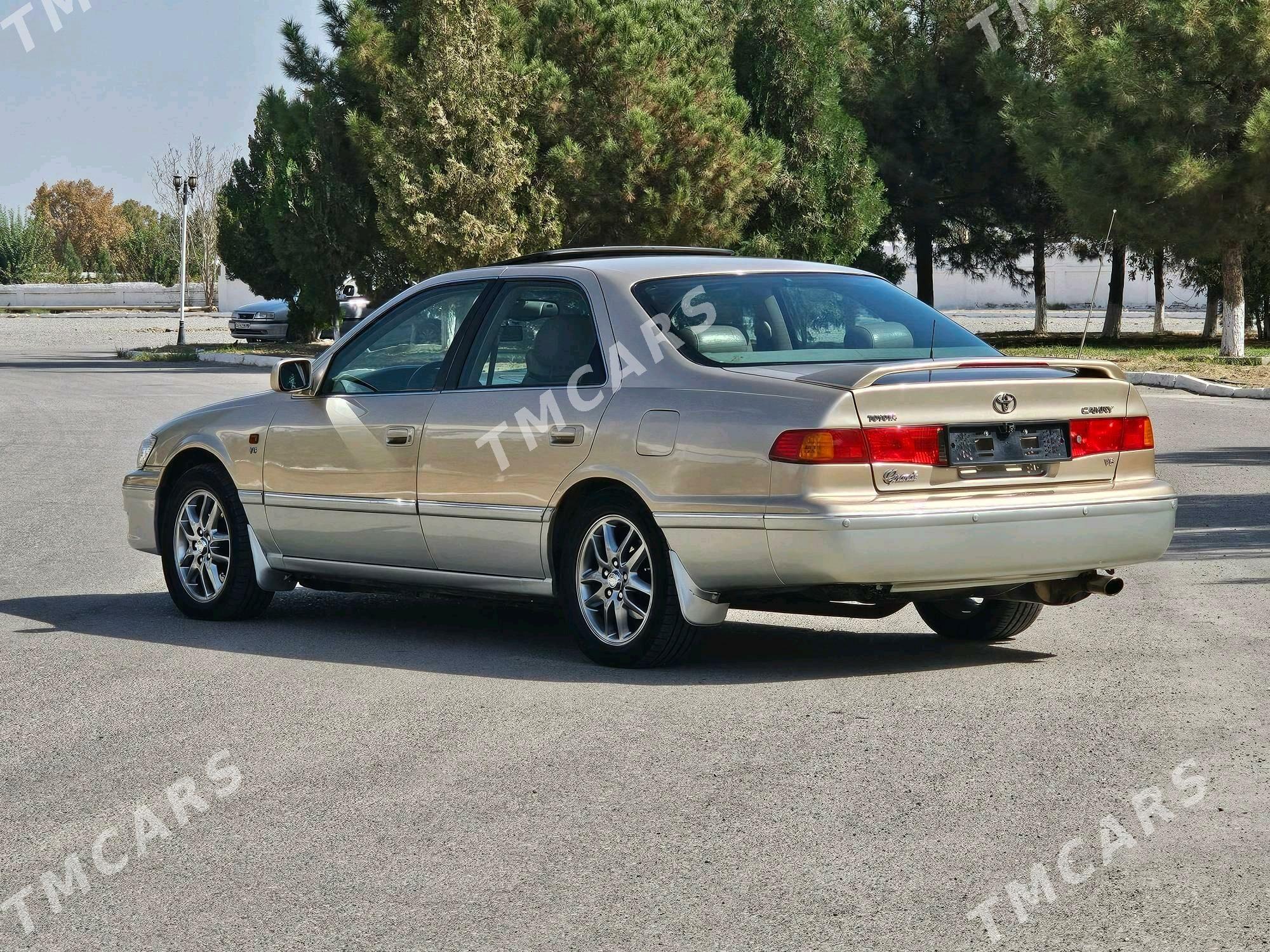 Toyota Camry 2001 - 220 000 TMT - Мары - img 4