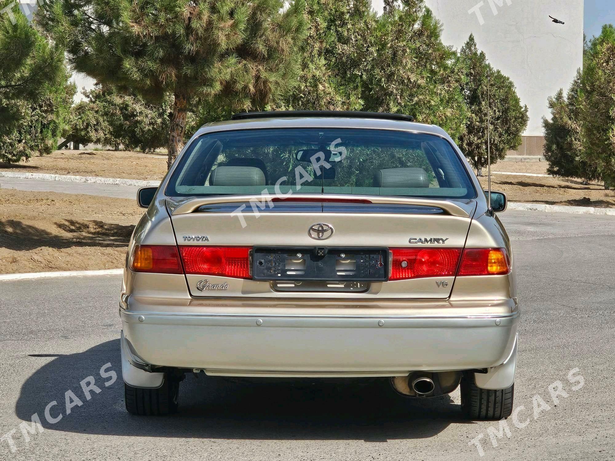 Toyota Camry 2001 - 220 000 TMT - Мары - img 6