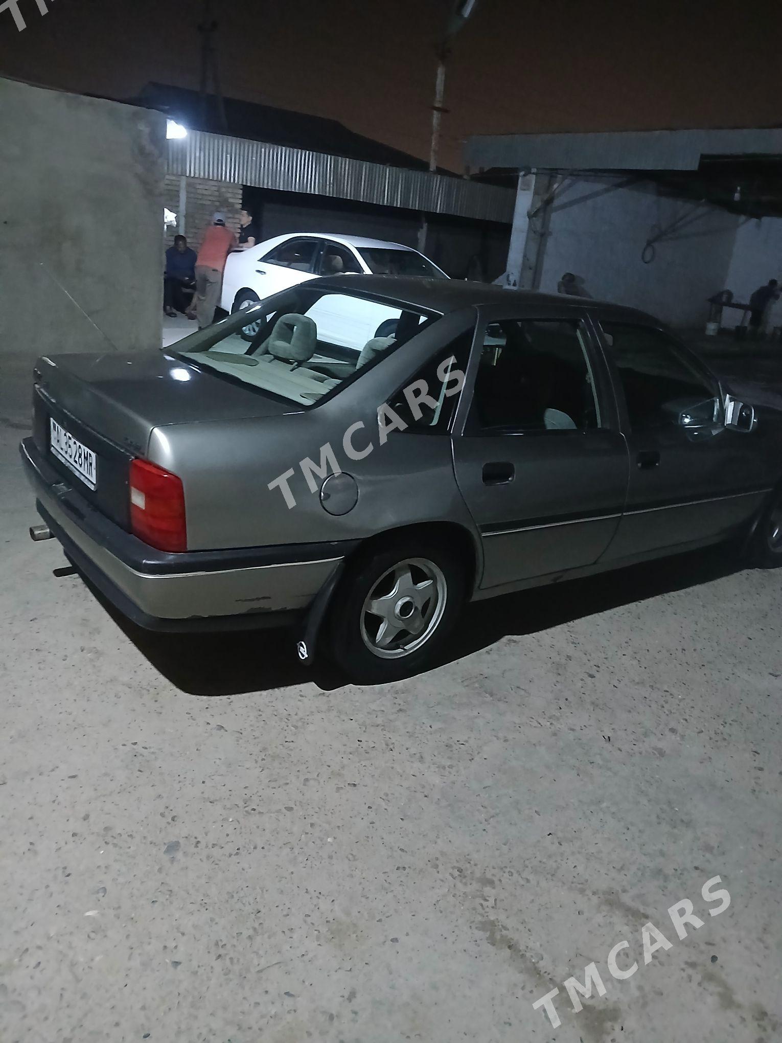 Opel Vectra 1991 - 30 000 TMT - Мары - img 4