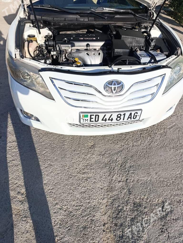 Toyota Camry 2011 - 160 000 TMT - Hitrowka - img 3