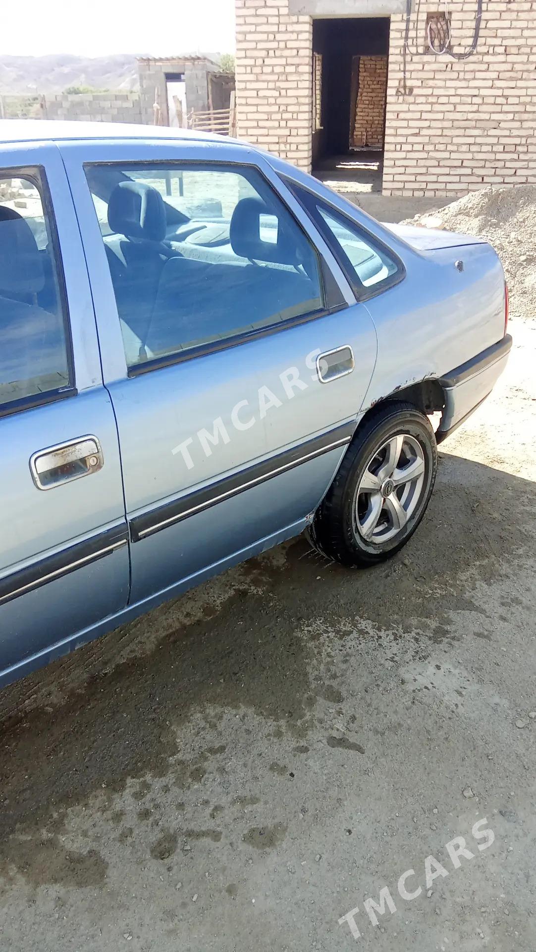 Opel Vectra 1991 - 30 000 TMT - Махтумкули - img 4
