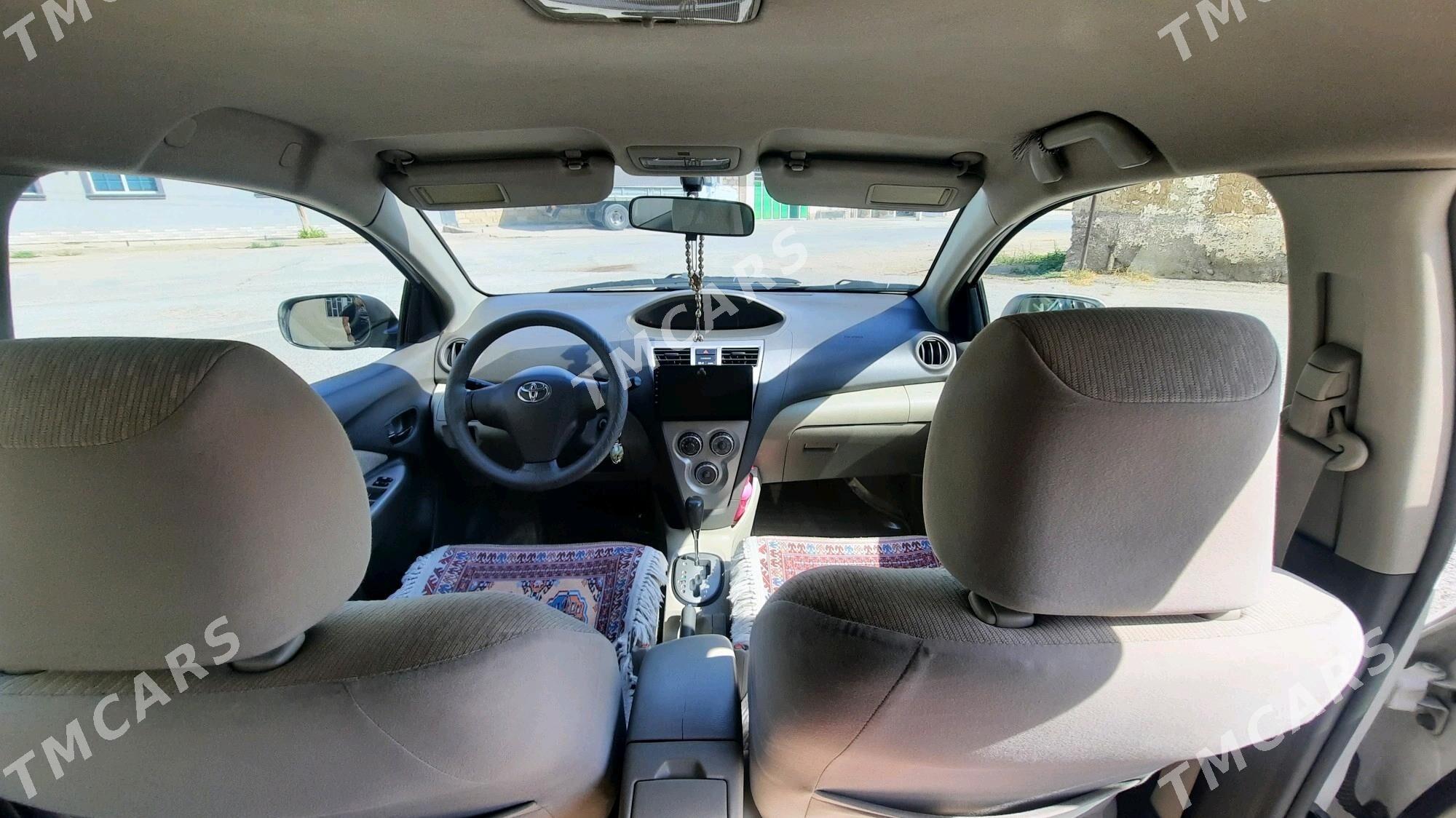 Toyota Yaris 2010 - 125 000 TMT - Aşgabat - img 5