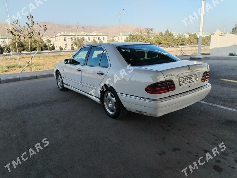 Mercedes-Benz E320 1999 - 103 000 TMT - Balkanabat - img 2