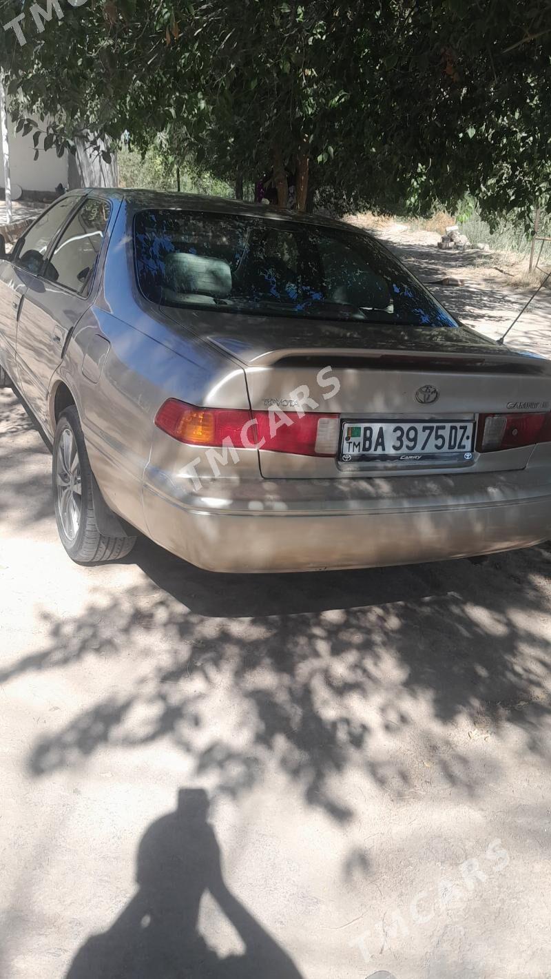 Toyota Camry 2000 - 135 000 TMT - Boldumsaz - img 2