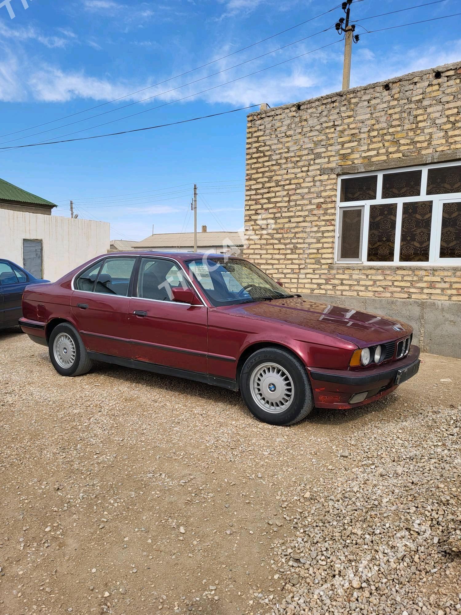 BMW 525 1992 - 36 000 TMT - Gumdag - img 4