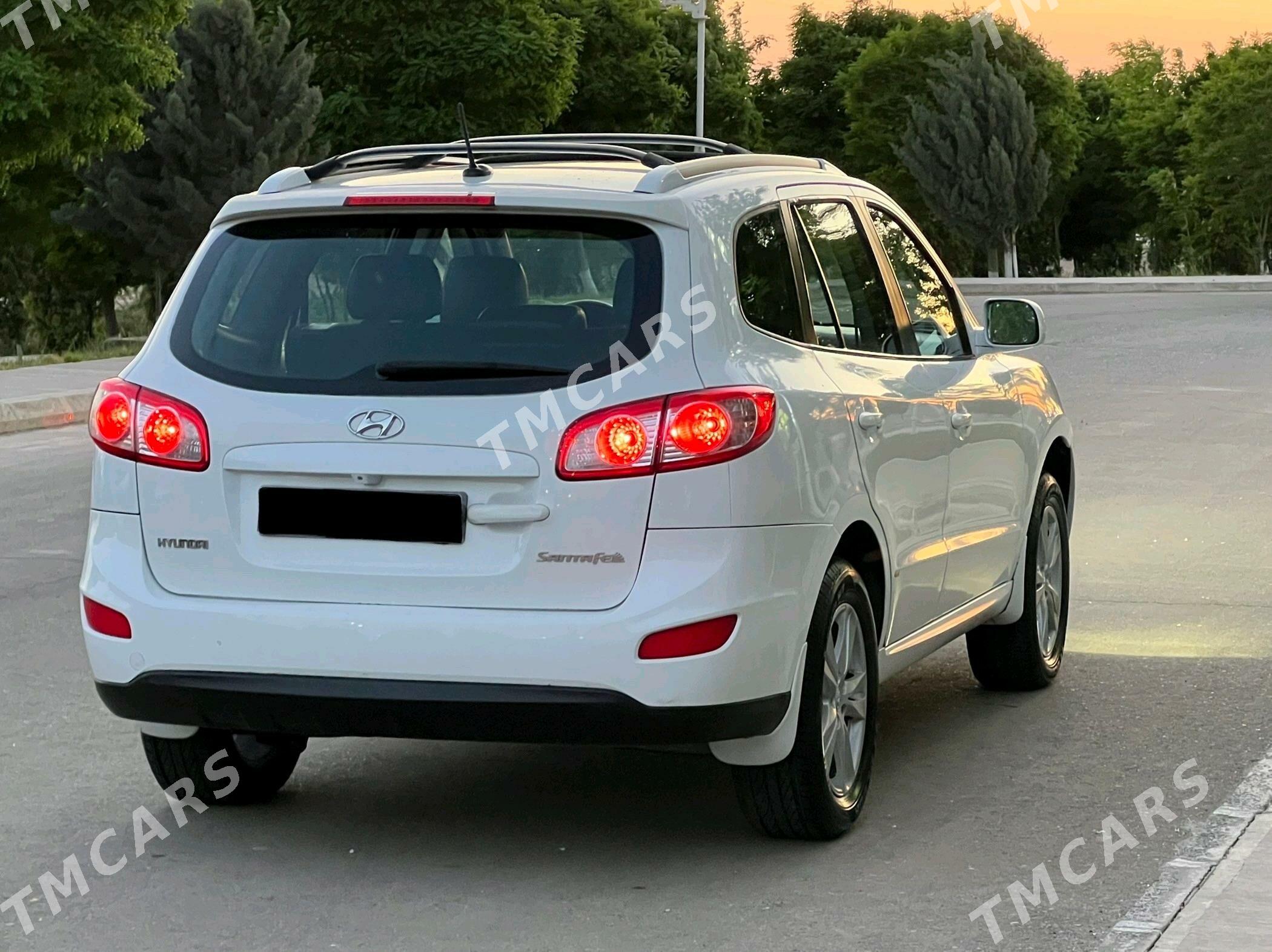 Hyundai Santa Fe 2010 - 220 000 TMT - Туркменбаши - img 3