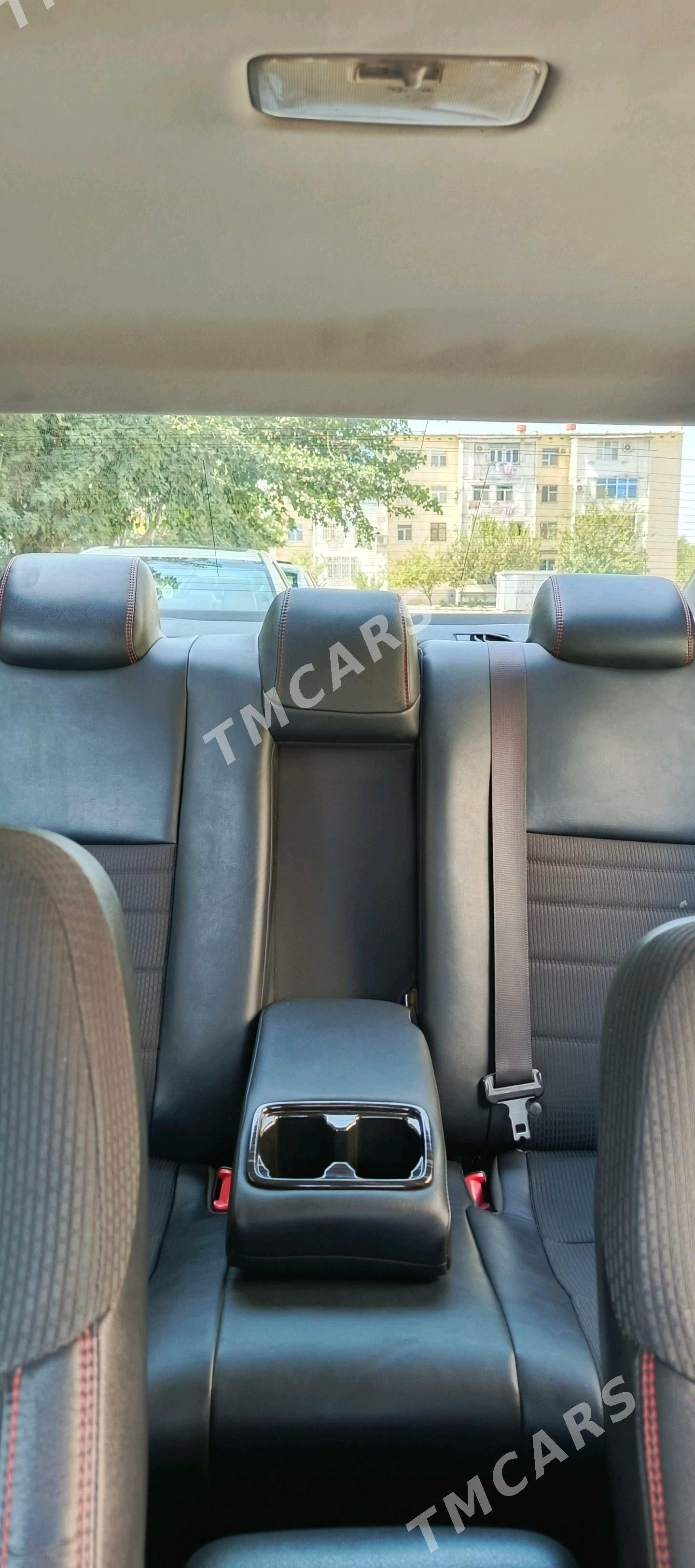 Toyota Camry 2017 - 245 000 TMT - Aşgabat - img 7