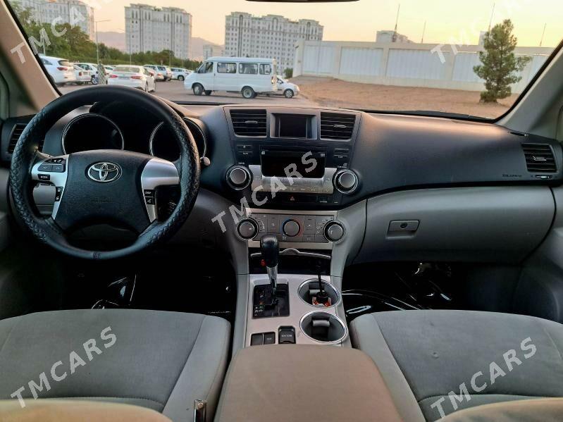 Toyota Highlander 2011 - 320 000 TMT - Aşgabat - img 7