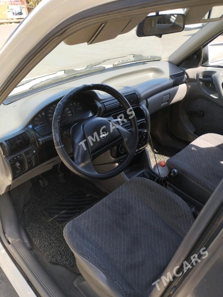 Opel Astra 1992 - 34 000 TMT - Mary - img 4