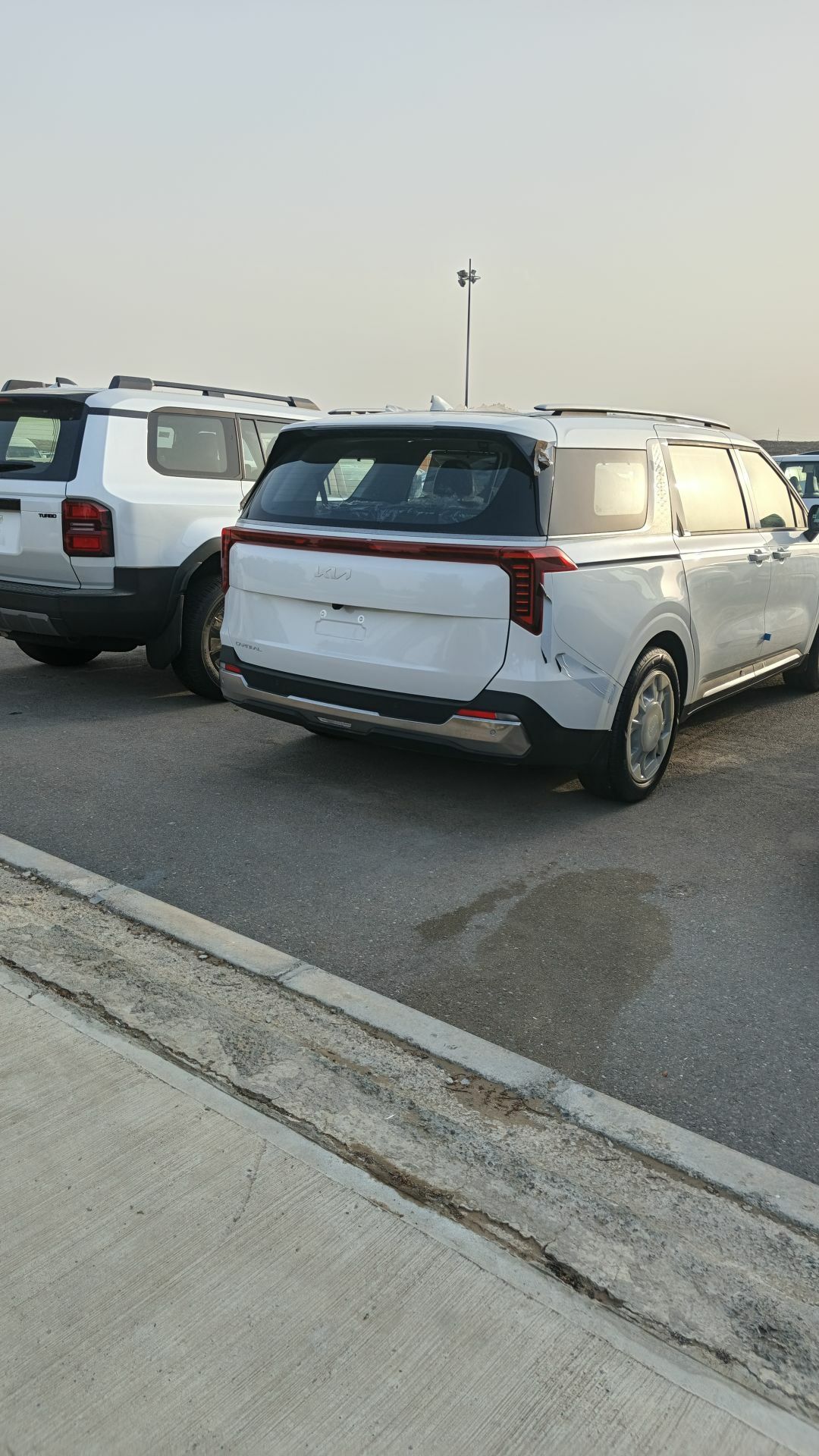 Kia Carnival 2024 - 900 000 TMT - Ашхабад - img 6