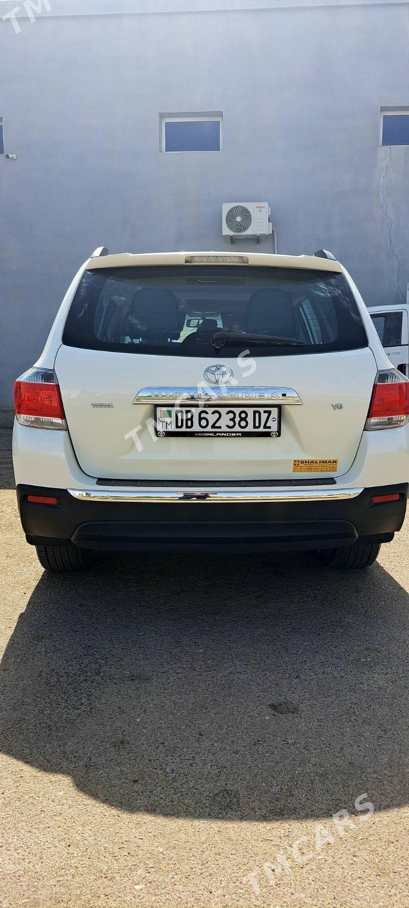 Toyota Highlander 2012 - 335 000 TMT - Daşoguz - img 4