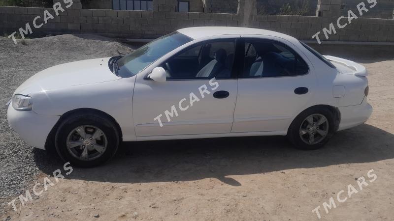 Hyundai Elantra 2000 - 20 000 TMT - Ашхабад - img 4