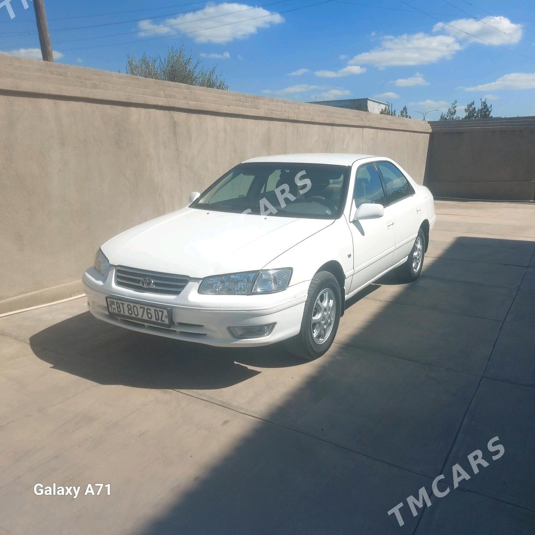 Toyota Camry 2000 - 128 000 TMT - Gubadag - img 4