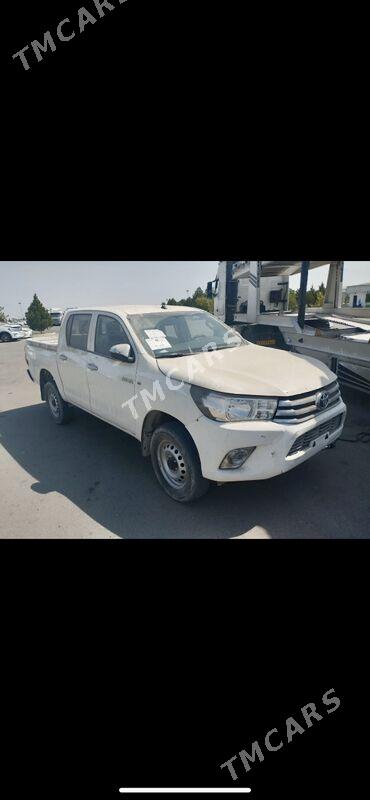 Toyota Hilux 2022 - 400 000 TMT - Aşgabat - img 2