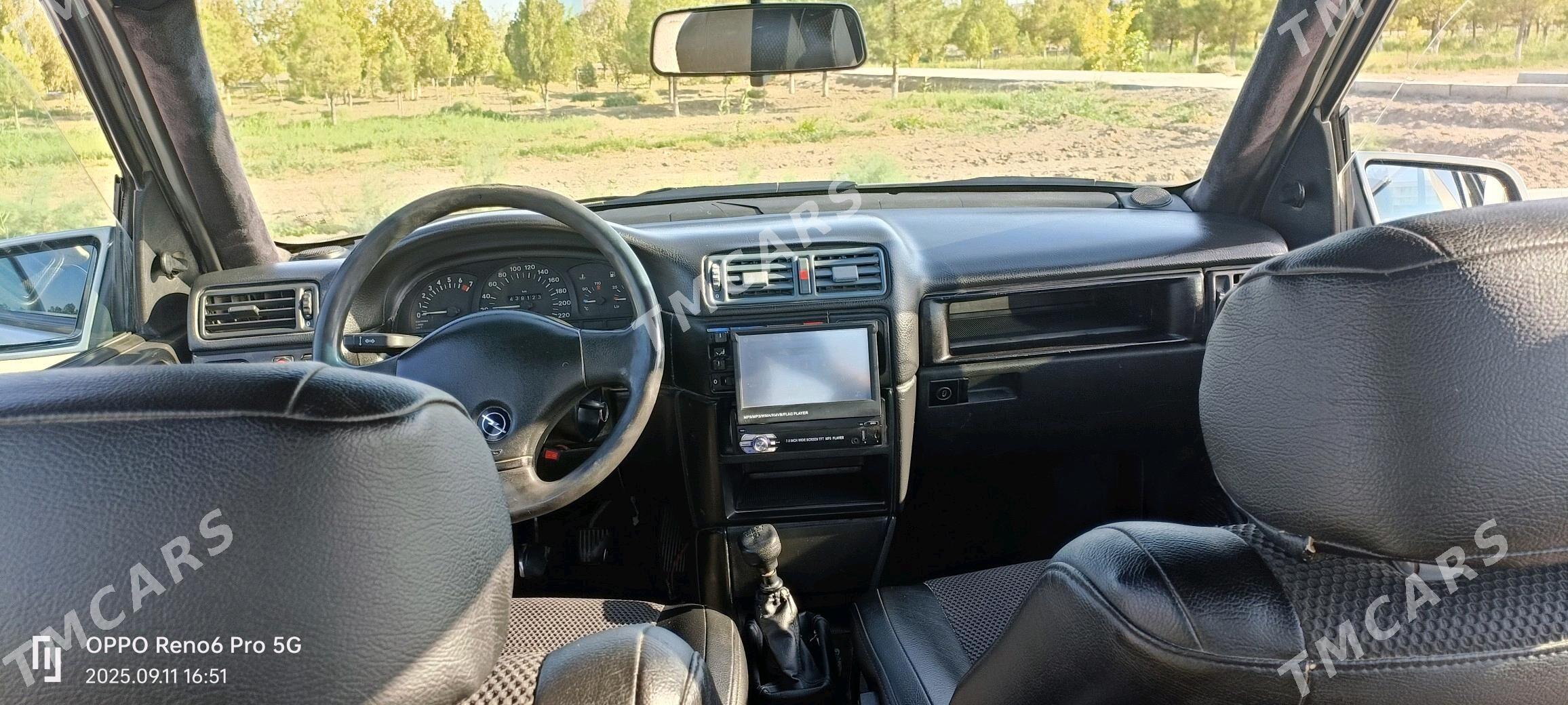 Opel Vectra 1989 - 50 000 TMT - Байрамали - img 3