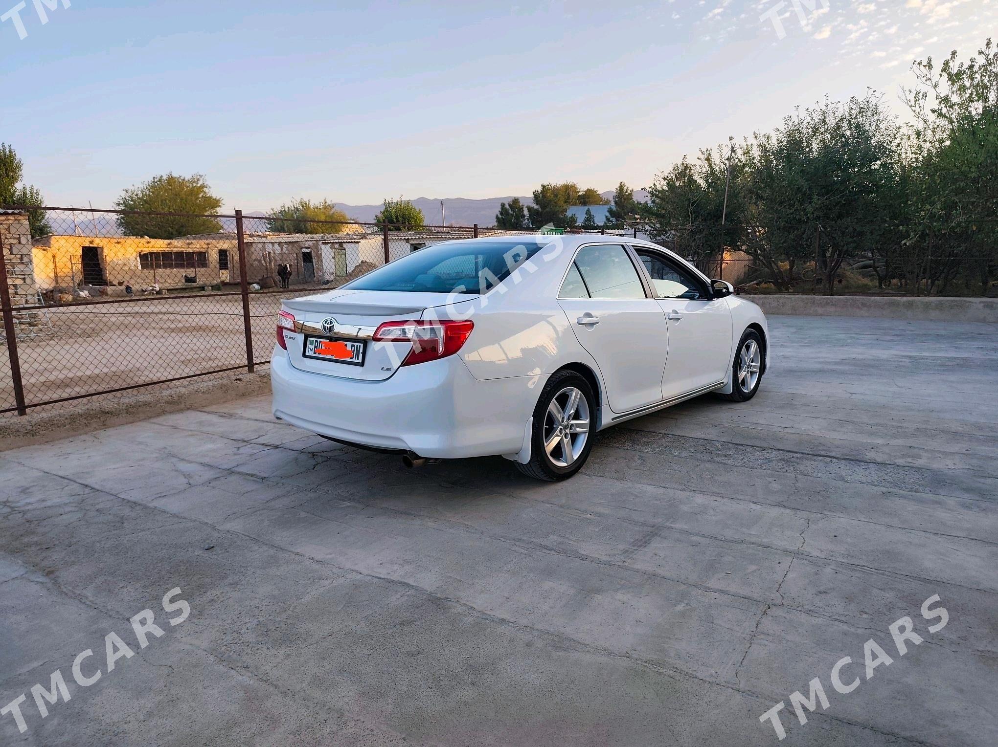 Toyota Camry 2012 - 210 000 TMT - Гызыларбат - img 2