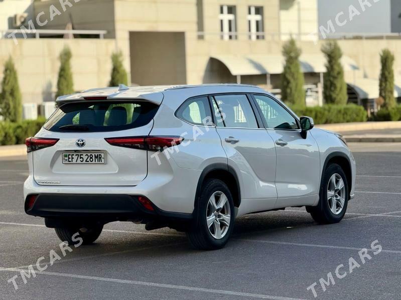 Toyota Highlander 2022 - 380 000 TMT - Мары - img 3