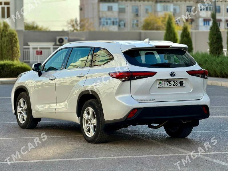 Toyota Highlander 2022 - 380 000 TMT - Мары - img 4