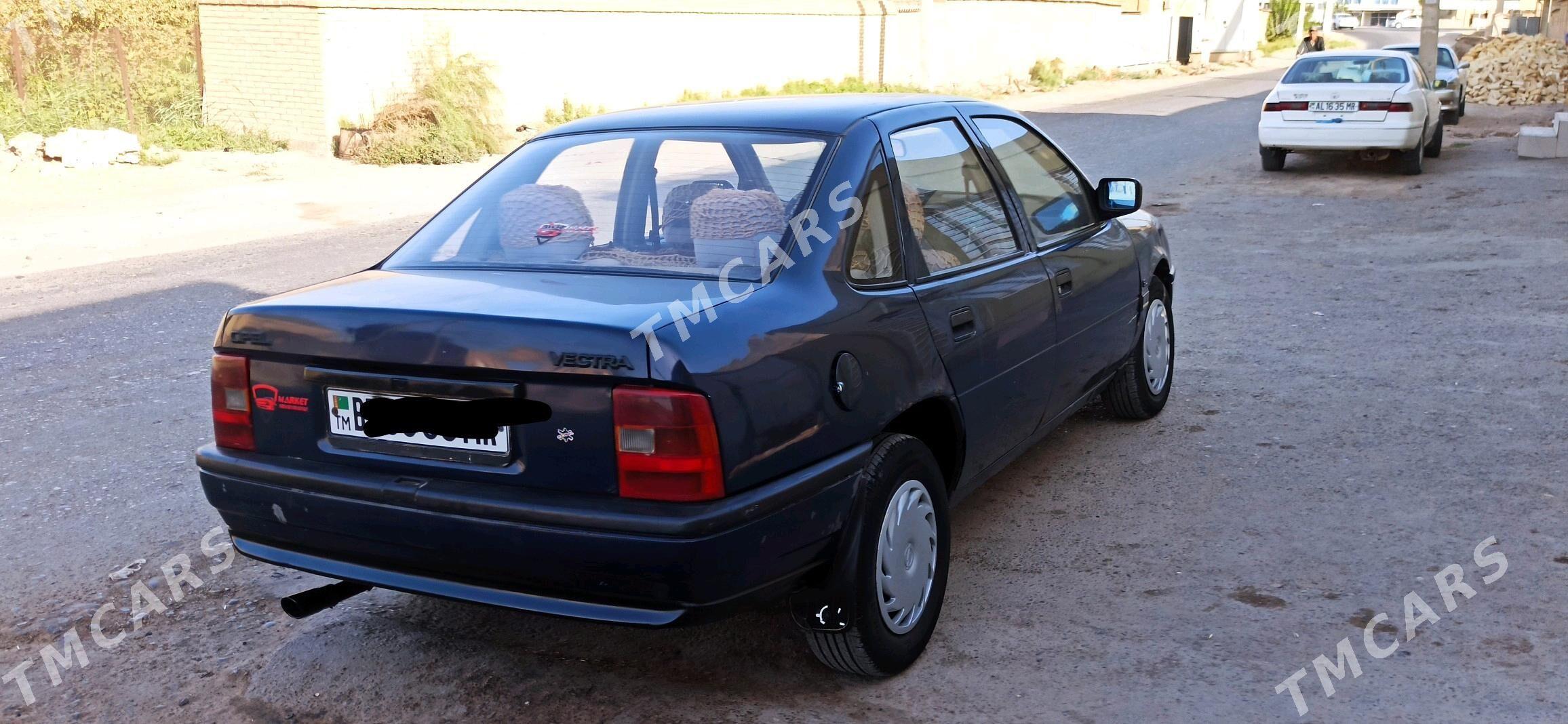 Opel Vectra 1990 - 25 000 TMT - Мары - img 4