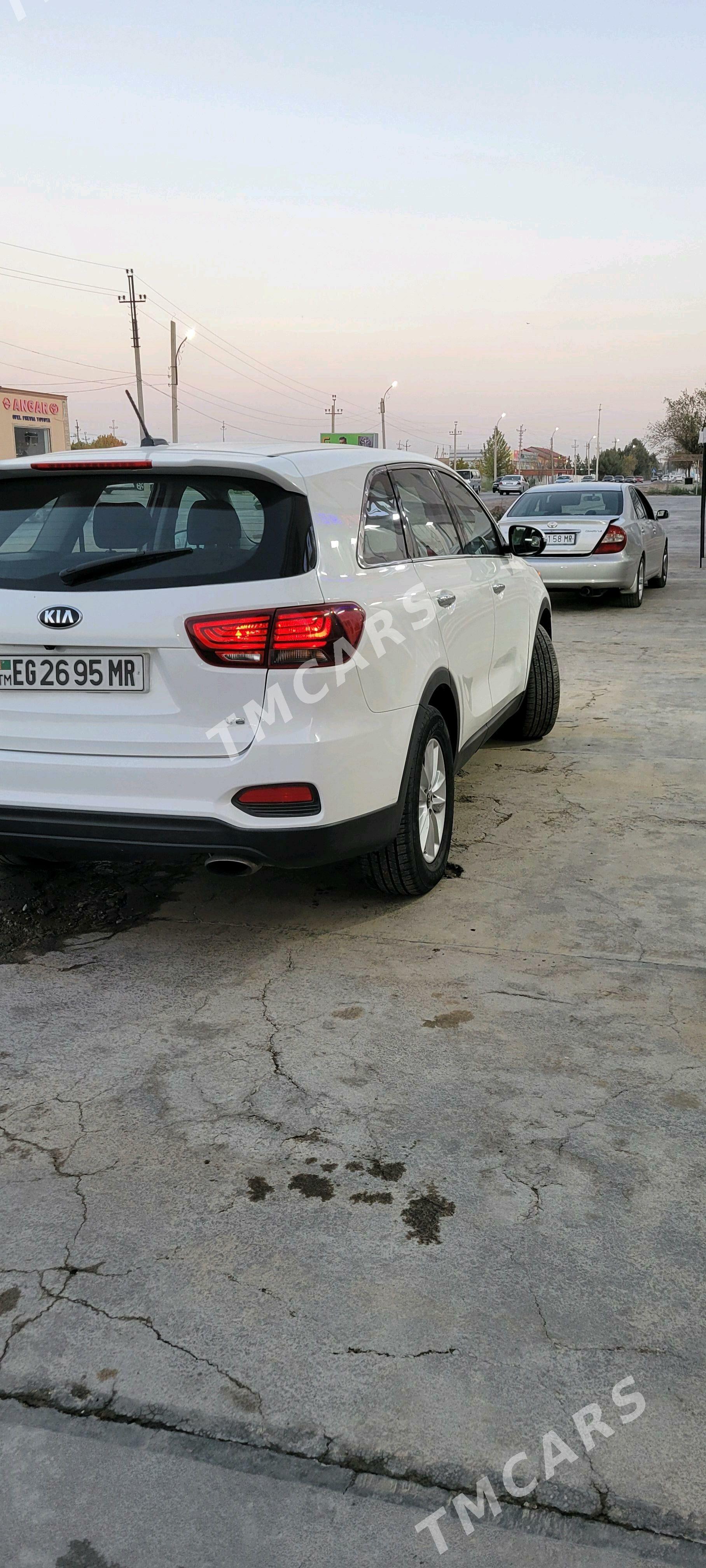 Kia Sorento 2020 - 300 000 TMT - Мары - img 5