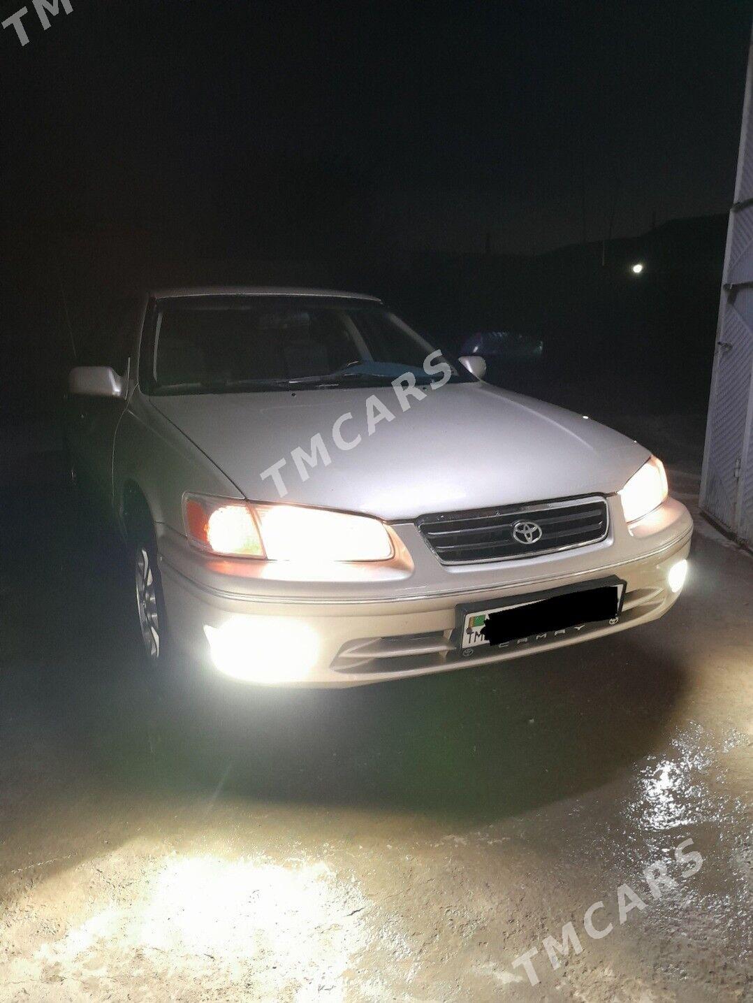 Toyota Camry 2001 - 205 000 TMT - Кёнеургенч - img 4