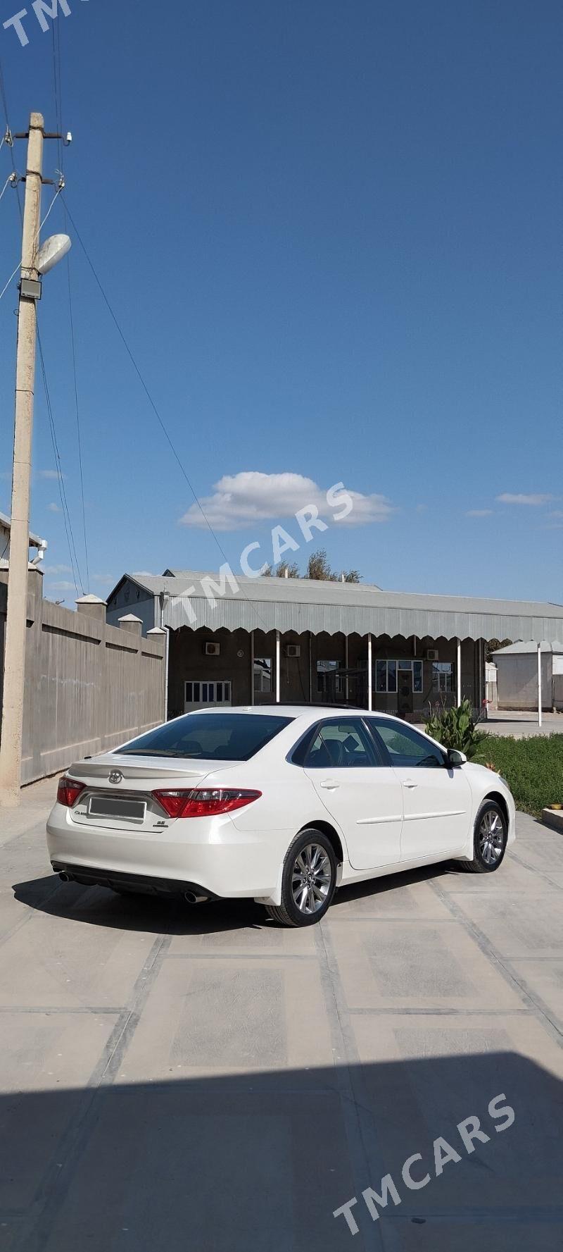 Toyota Camry 2015 - 300 000 TMT - Мары - img 5