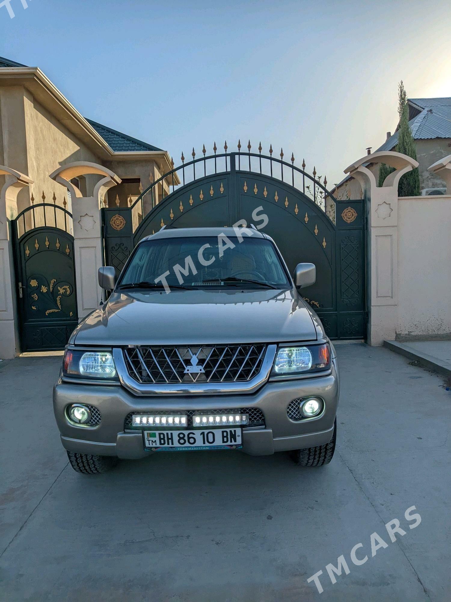 Mitsubishi Montero Sport 2002 - 130 000 TMT - Балканабат - img 8