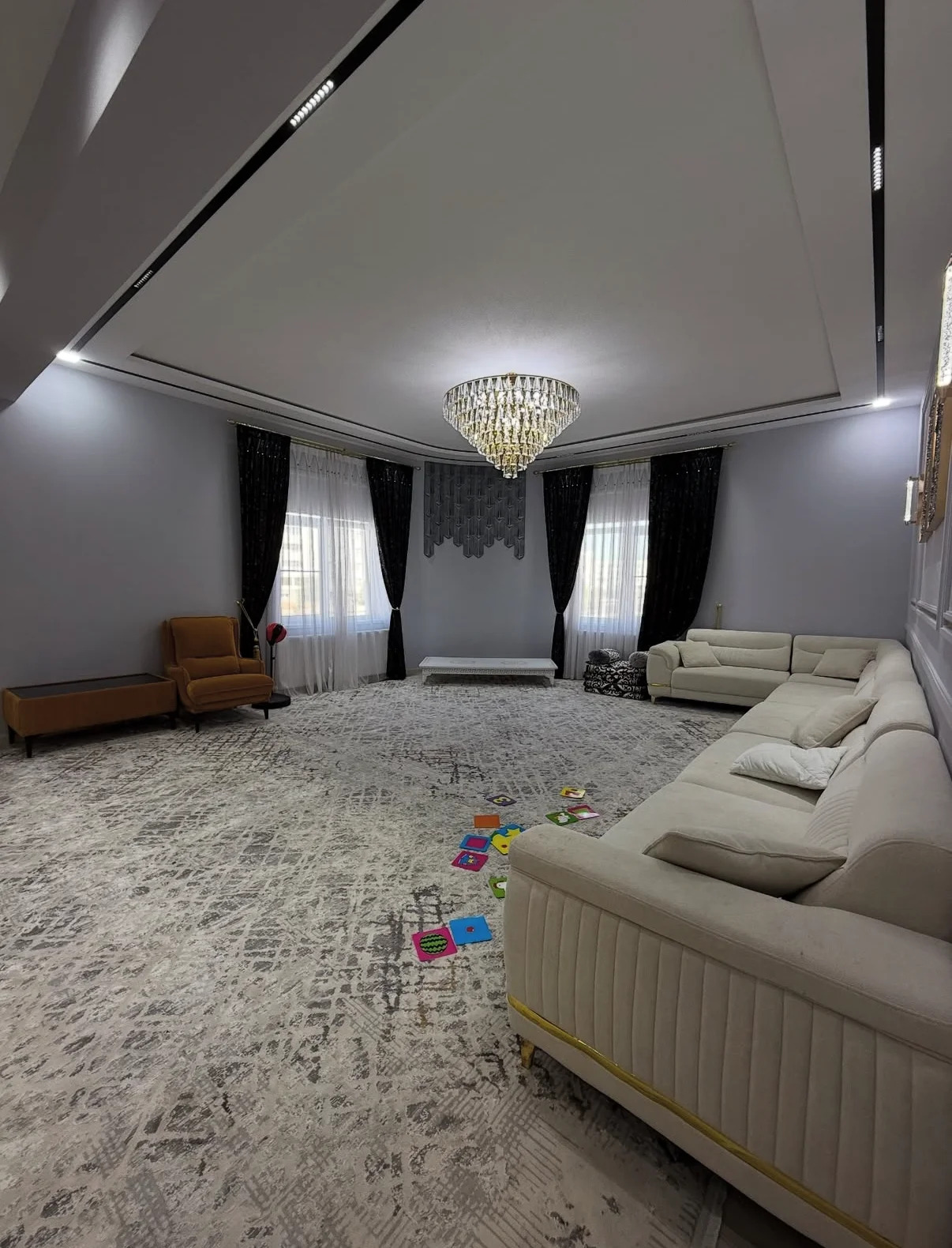 TĀZE GURTLY 4 KOM 190M² 1 ETAJ - Гуртли - img 6