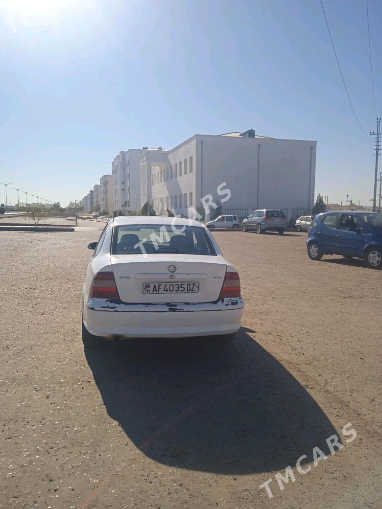 Opel Vectra 1996 - 30 000 TMT - Дашогуз - img 4