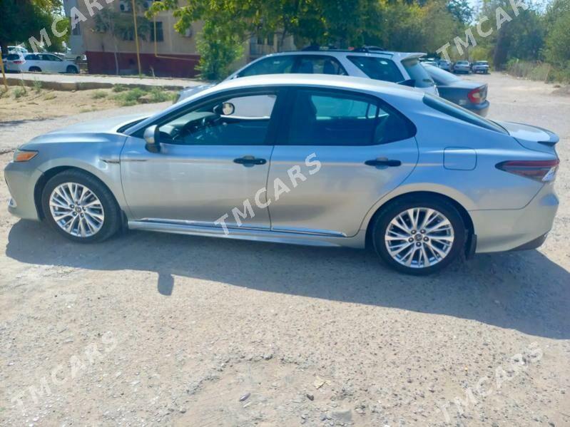 Toyota Camry 2019 - 310 000 TMT - Мары - img 4