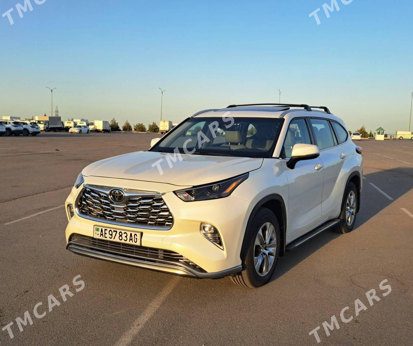 Toyota Highlander 2022 - 592 000 TMT - Ашхабад - img 3