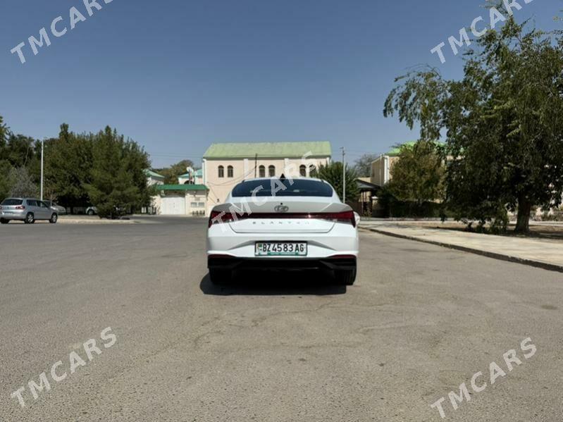 Hyundai Elantra 2021 - 245 000 TMT - Ашхабад - img 6