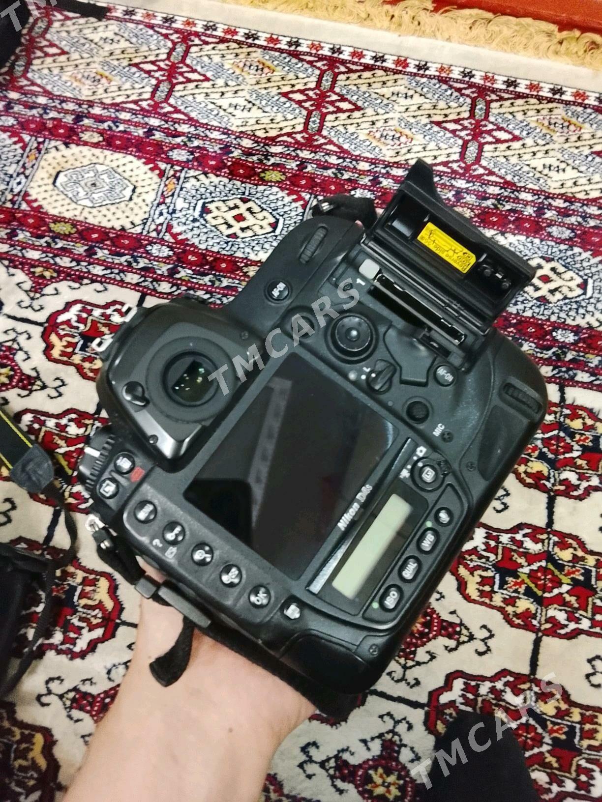 Nikon D4S aparat - Büzmeýin GRES - img 2