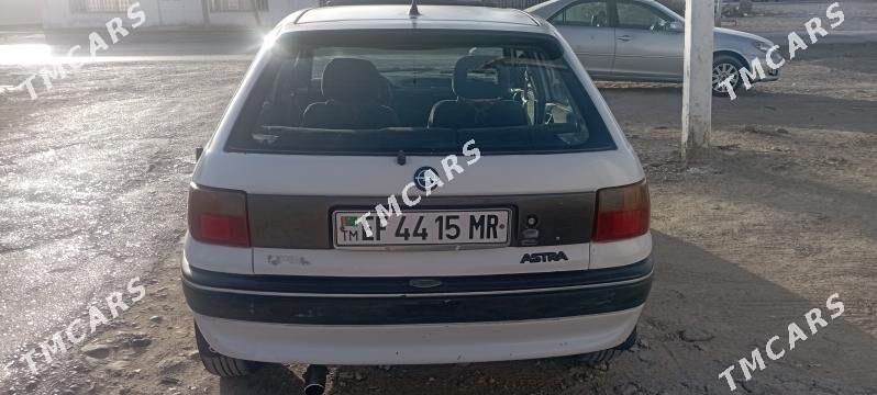 Opel Astra 1992 - 25 000 TMT - Ýolöten - img 4