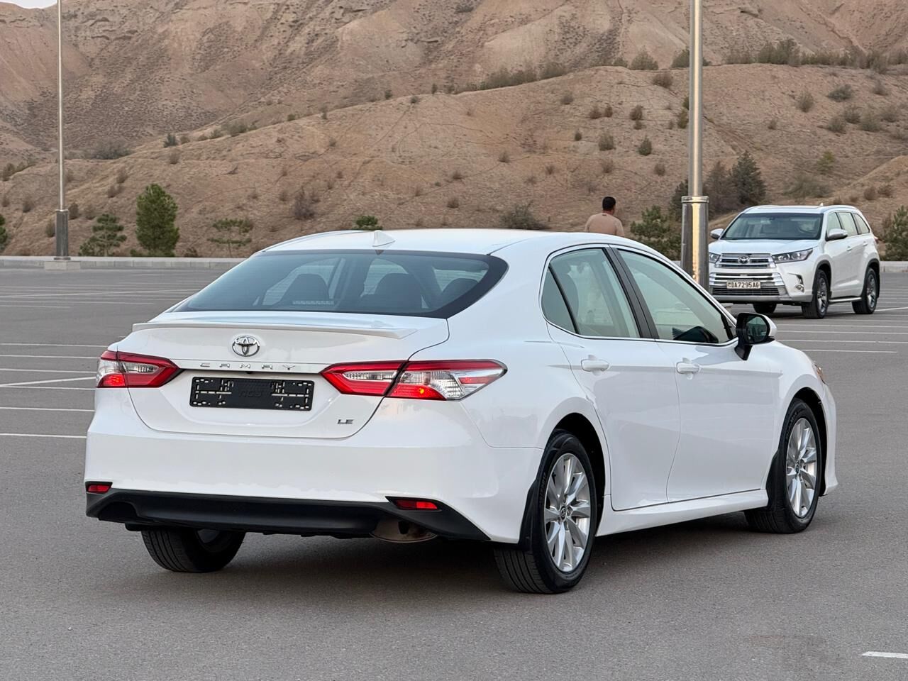 Toyota Camry 2020 - 319 000 TMT - Aşgabat - img 5