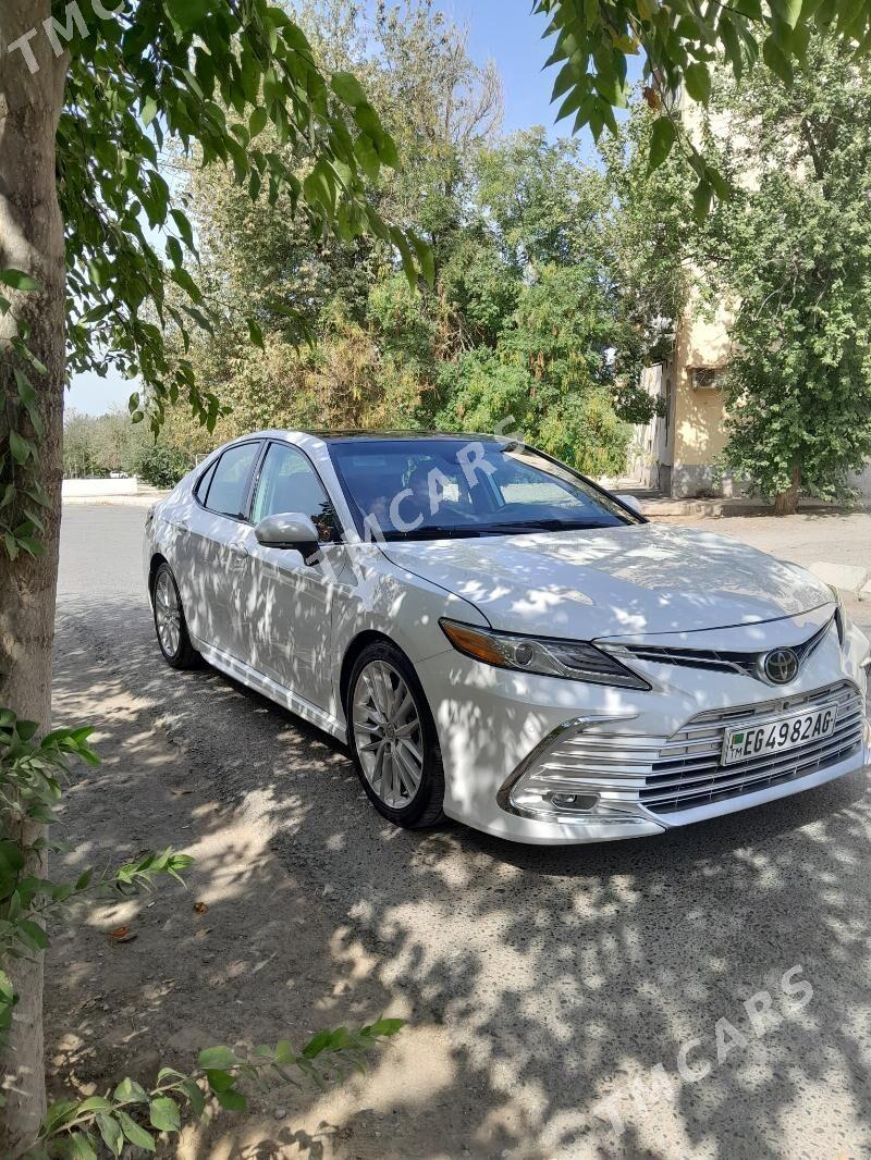 Toyota Camry 2020 - 370 000 TMT - 9 мкр - img 2