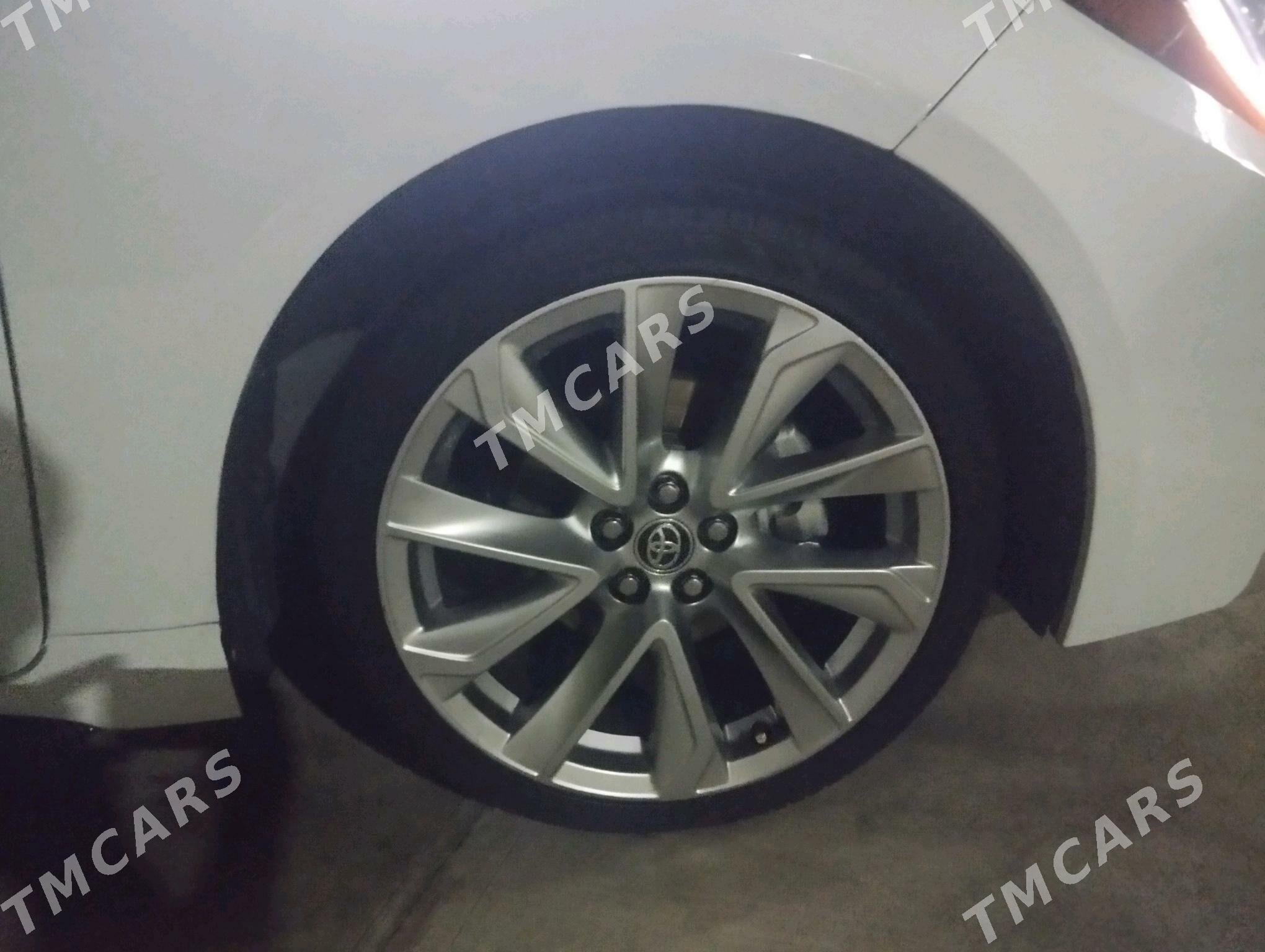 Toyota Corolla 2022 - 245 000 TMT - Ашхабад - img 2
