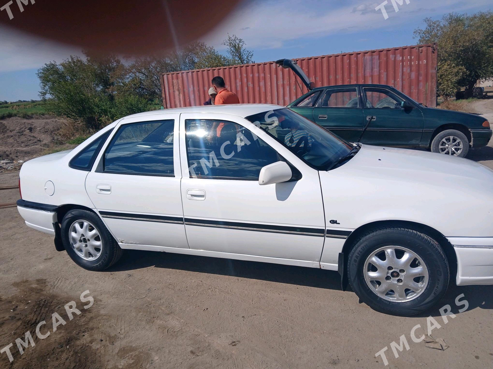 Opel Vectra 1992 - 38 000 TMT - Гурбансолтан Едже - img 4