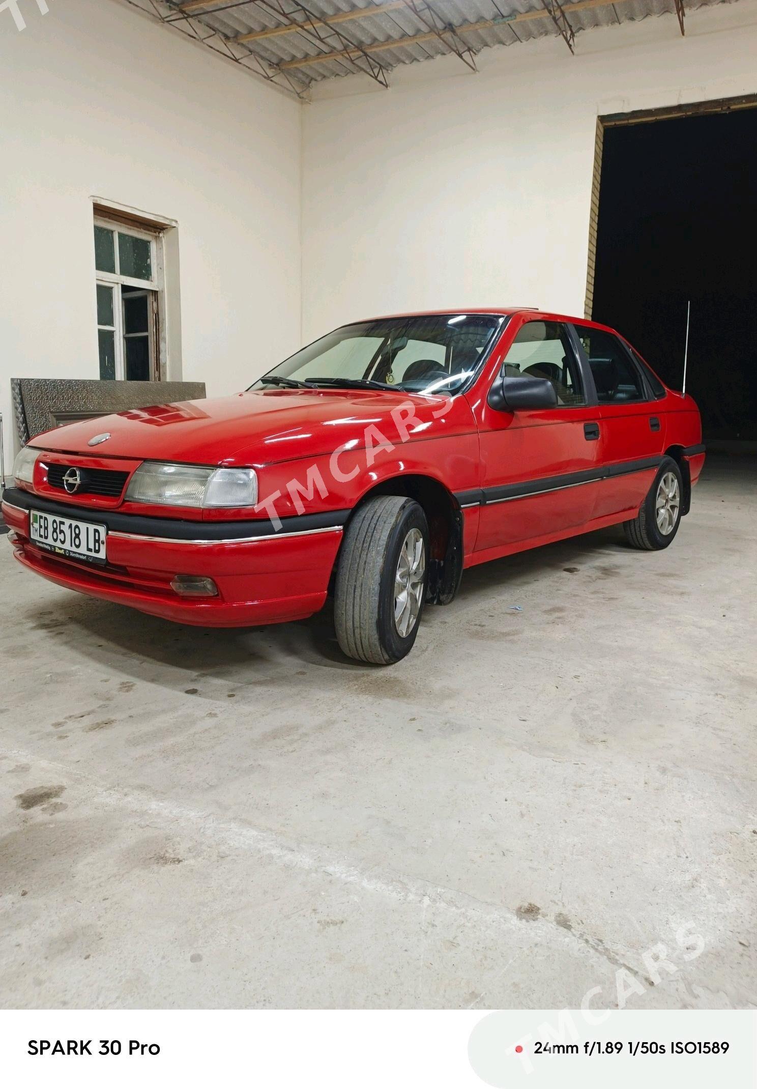 Opel Vectra 1991 - 35 000 TMT - Sakar - img 3